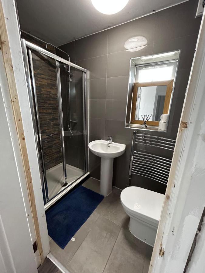 The Ruislip Apartment Exterior photo